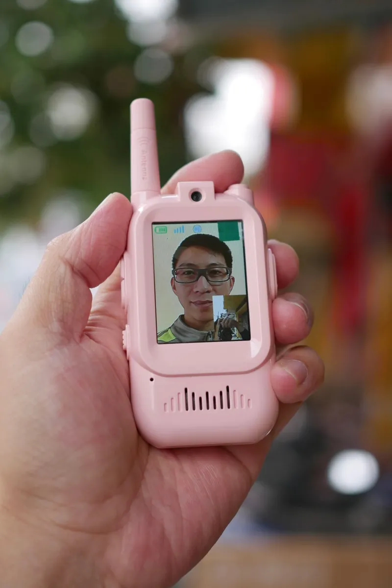 Bộ đàm 2 chiếc Video Call trẻ em - Video Walkie Talkie ( hàng Amazon )