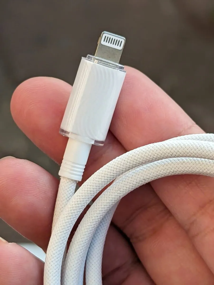 Dây cáp dù C to L Đức 27W sạc nhanh cho Iphone 14 PRM