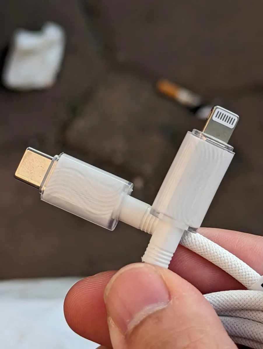 Dây cáp dù C to L Đức 27W sạc nhanh cho Iphone 14 PRM