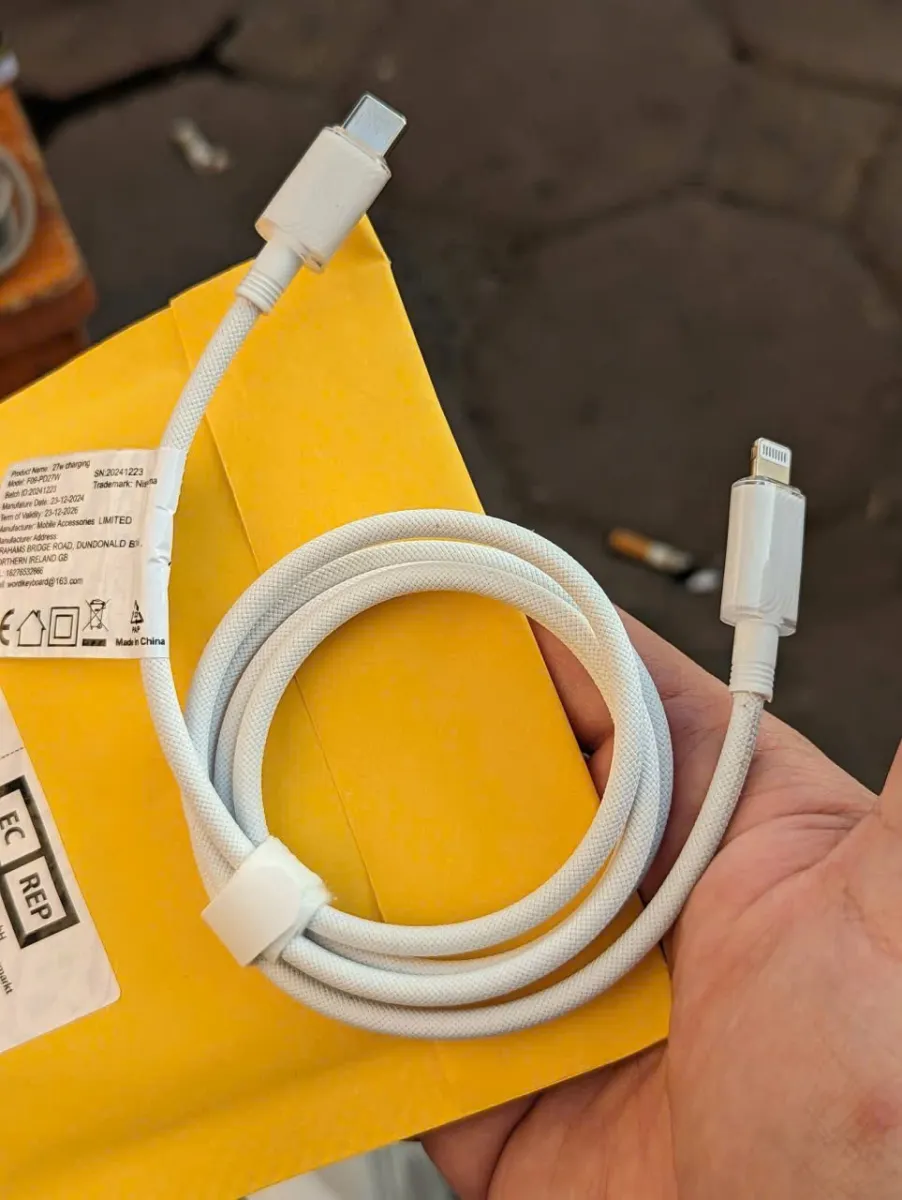Dây cáp dù C to L Đức 27W sạc nhanh cho Iphone 14 PRM