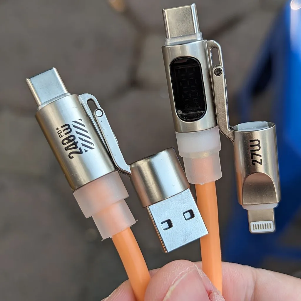 Dây sạc 4 in 1 PT 240W lò xo màu cam, hương nước hoa, tích hợp đồng hồ đo công suất, hương nước hoa