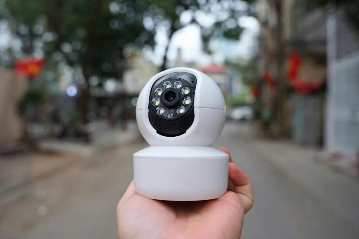 Camera wifi thông minh, xoay 360°, dùng app V360 Pro, có AI - Độ phân giải UHD rất nét (nét gấp nhiều lần Full HD) - Không dùng thẻ nhớ